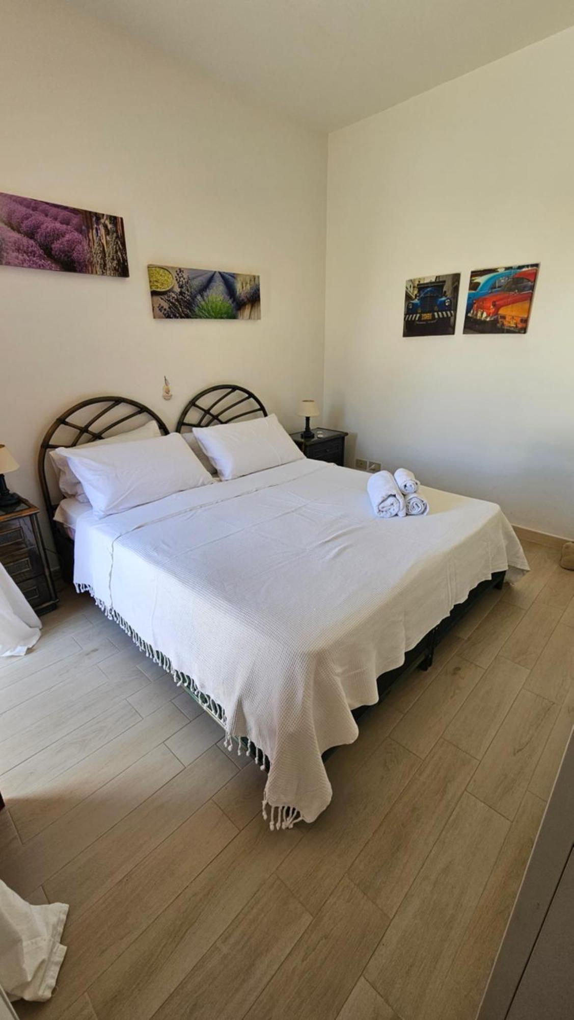 Isolahome Isola delle Femmine Buitenkant foto