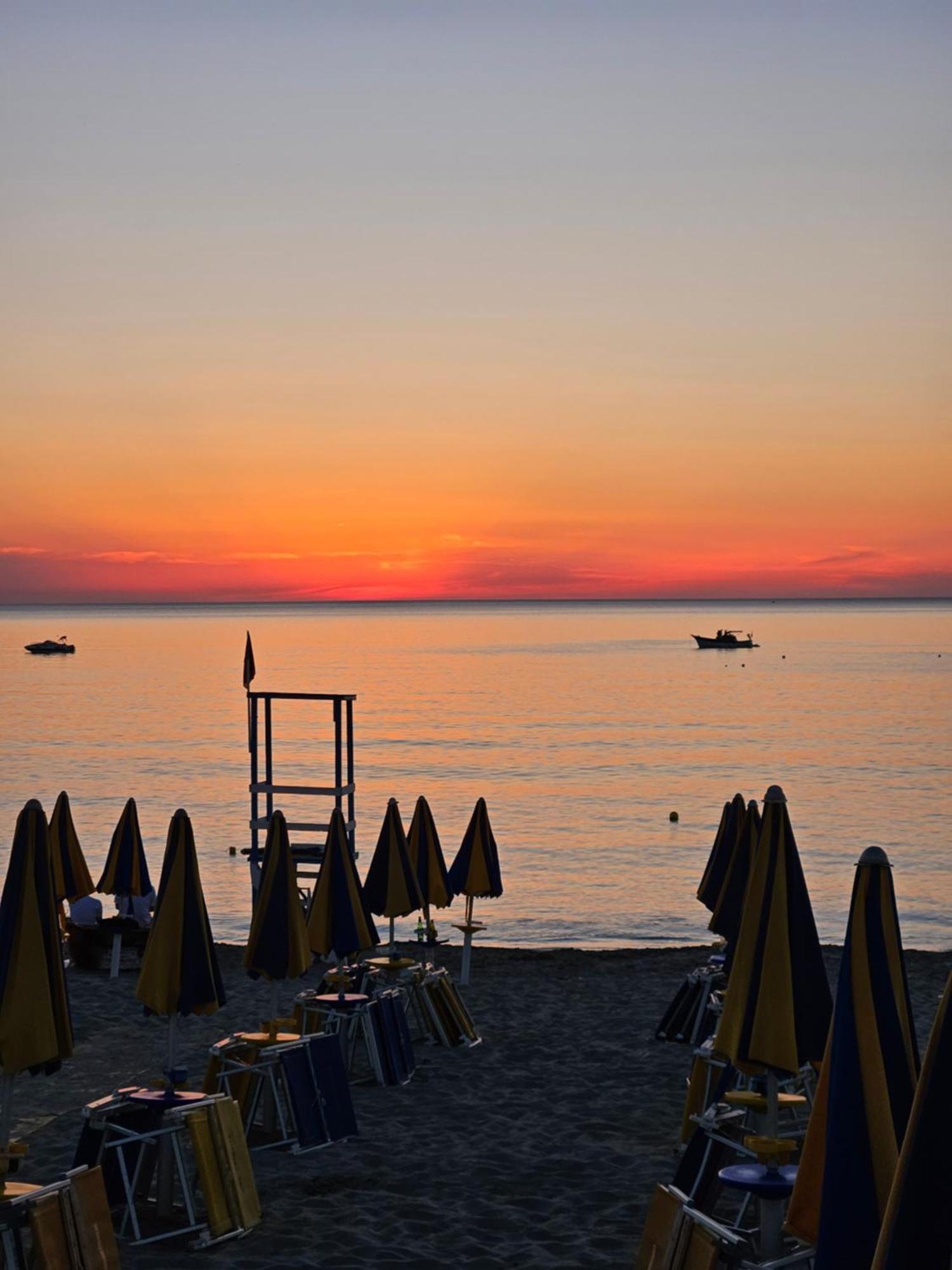 Isolahome Isola delle Femmine Buitenkant foto